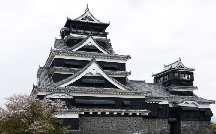 正面からの熊本城